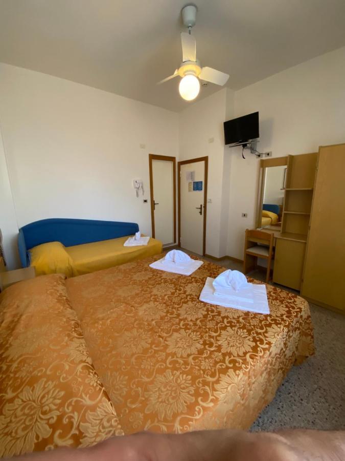 Hotel Granada 카톨리카 외부 사진
