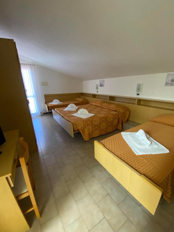 Hotel Granada 카톨리카 외부 사진