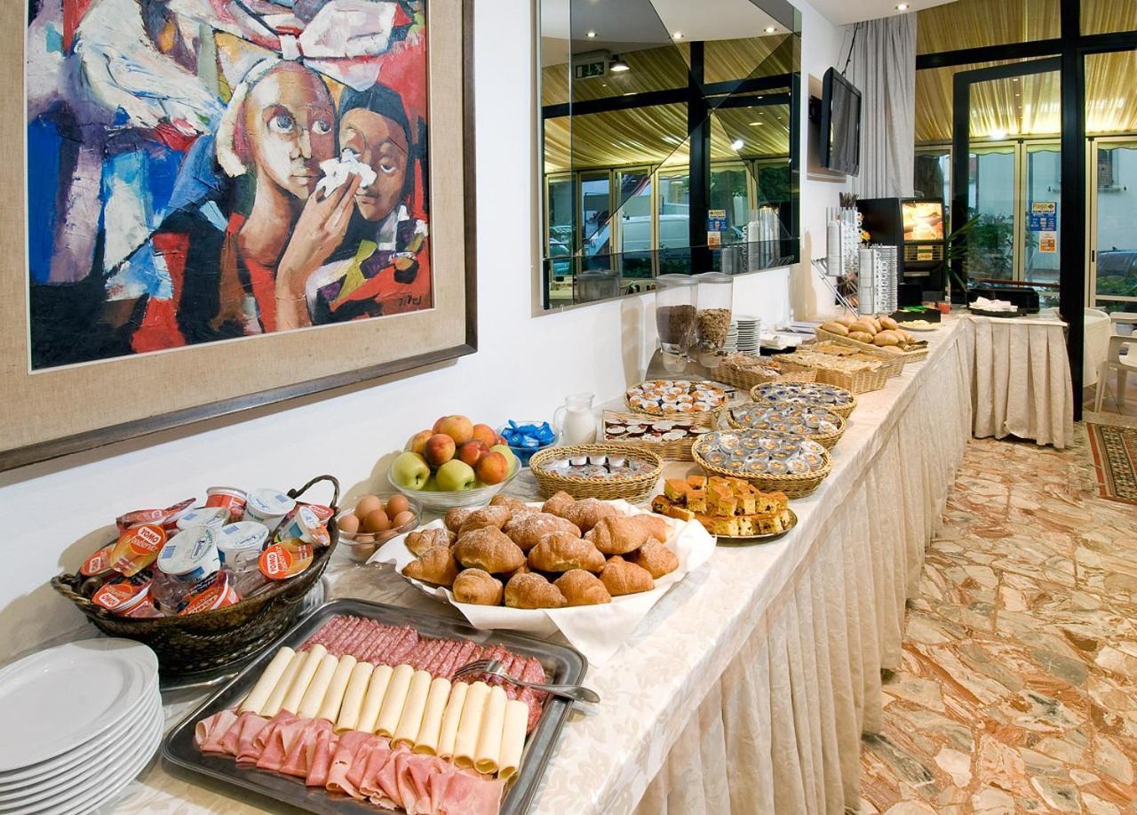 Hotel Granada 카톨리카 외부 사진